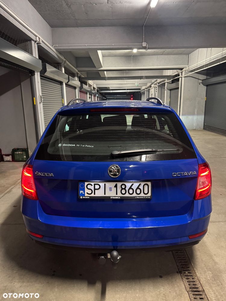 Skoda Octavia 1.6 TDI Ambition DSG - 3