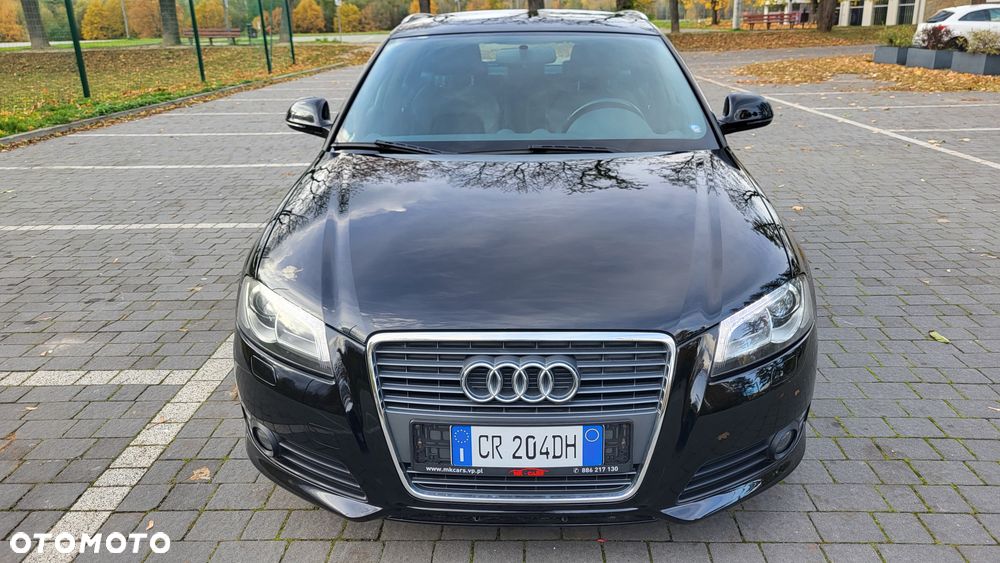 Audi A3 3-drzwiowe 1.4 TFSI S line Sportpaket - 2