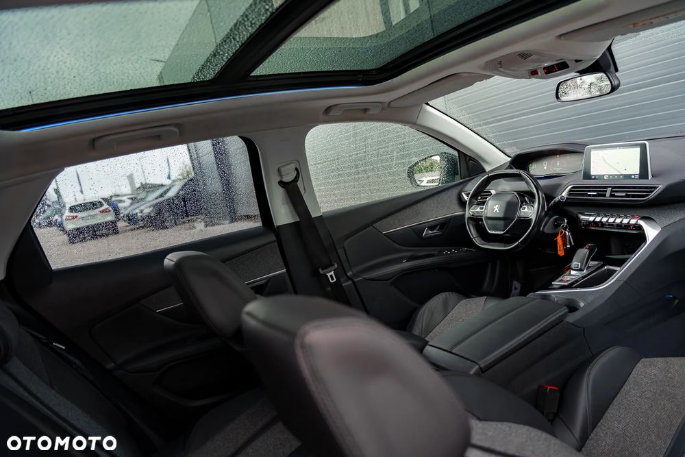 Peugeot 3008 1.5 BlueHDi Allure S&S EAT8 - 16