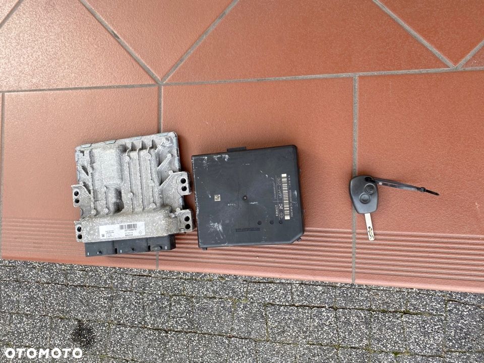 MASTER III MOVANO komputer sterownik 237100827 - 1