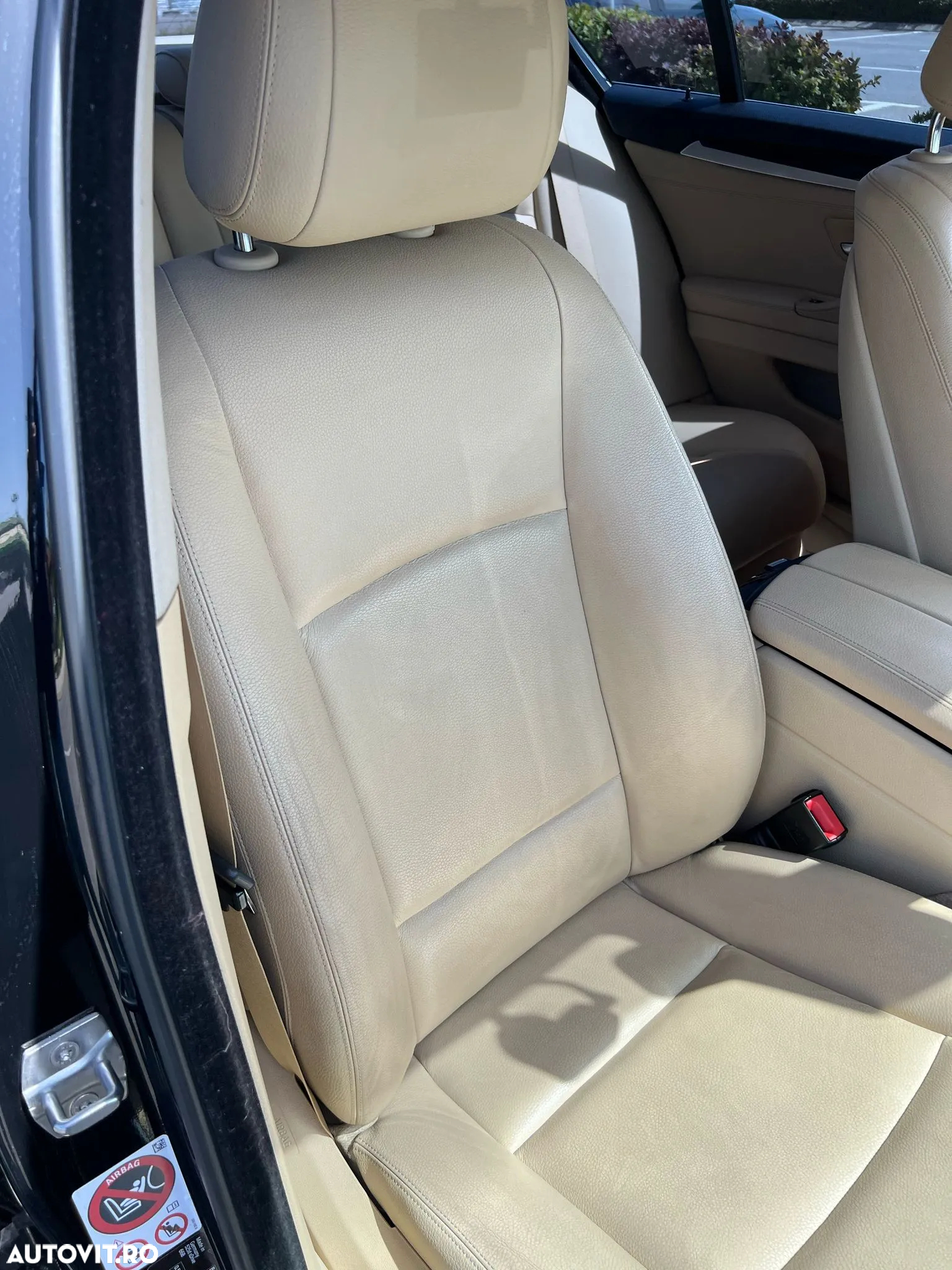 BMW Seria 5 525d xDrive AT - 10
