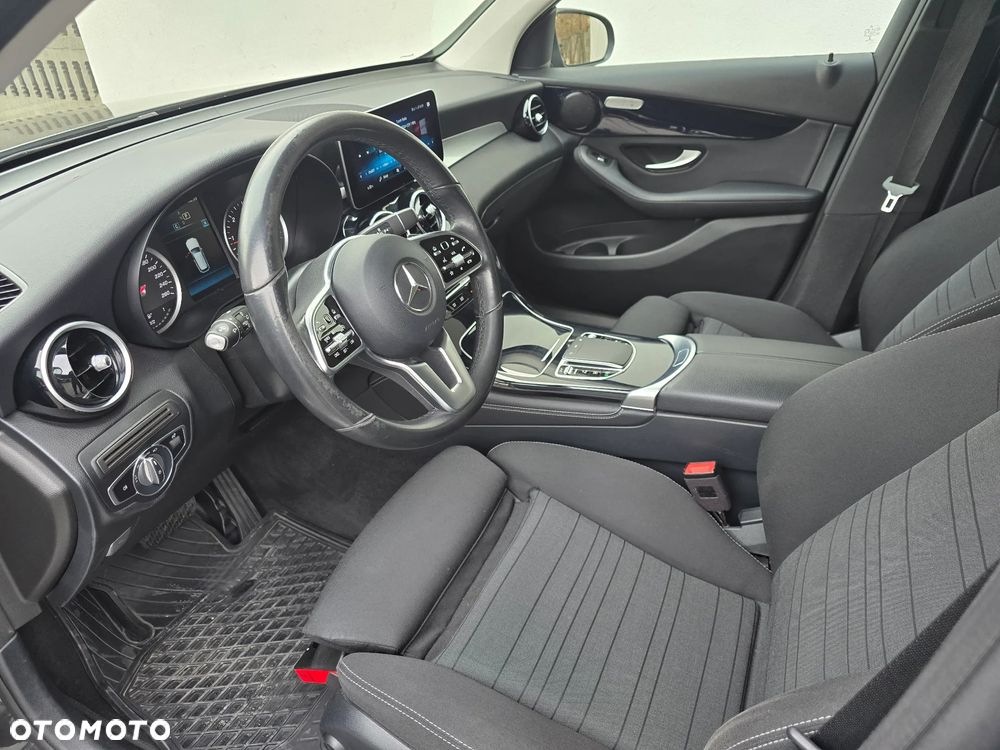 Mercedes-Benz GLC 200 d 4-Matic - 9