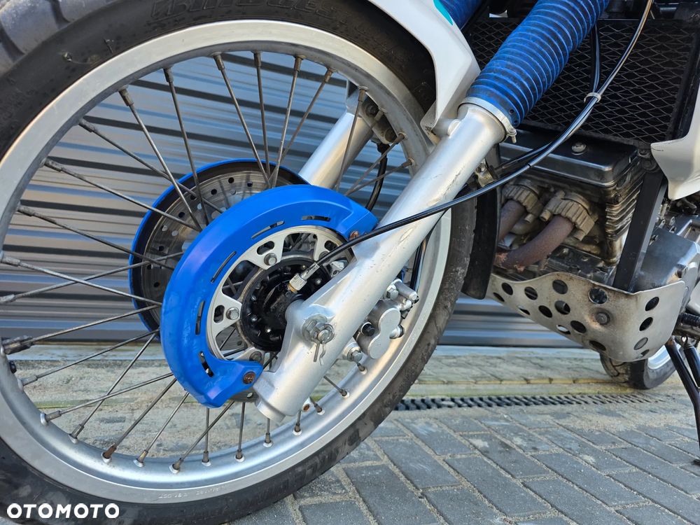 Yamaha Super Tenere - 24