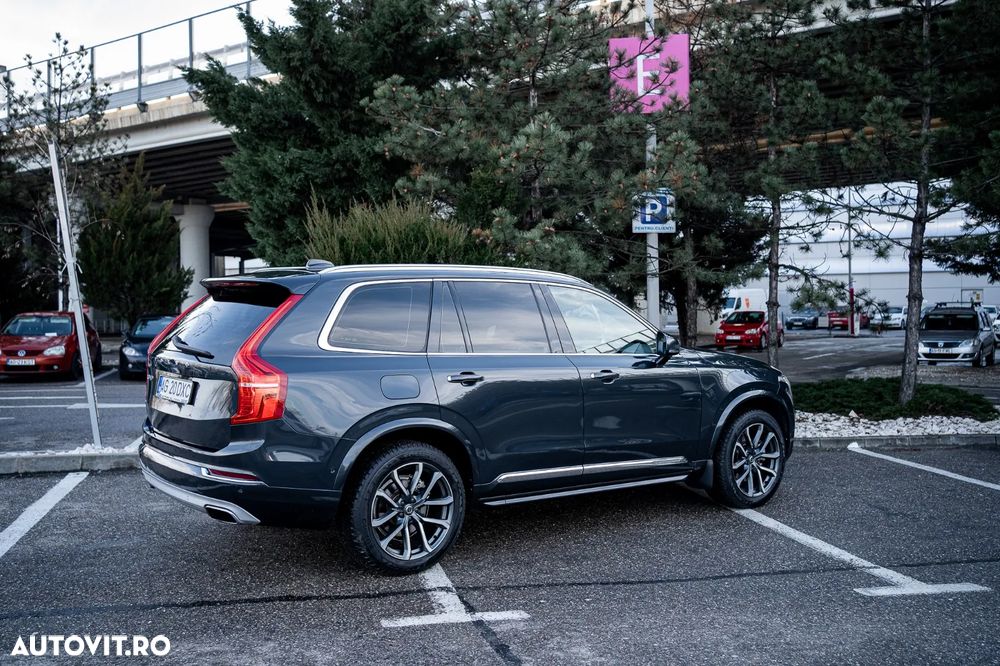Volvo XC 90 - 8