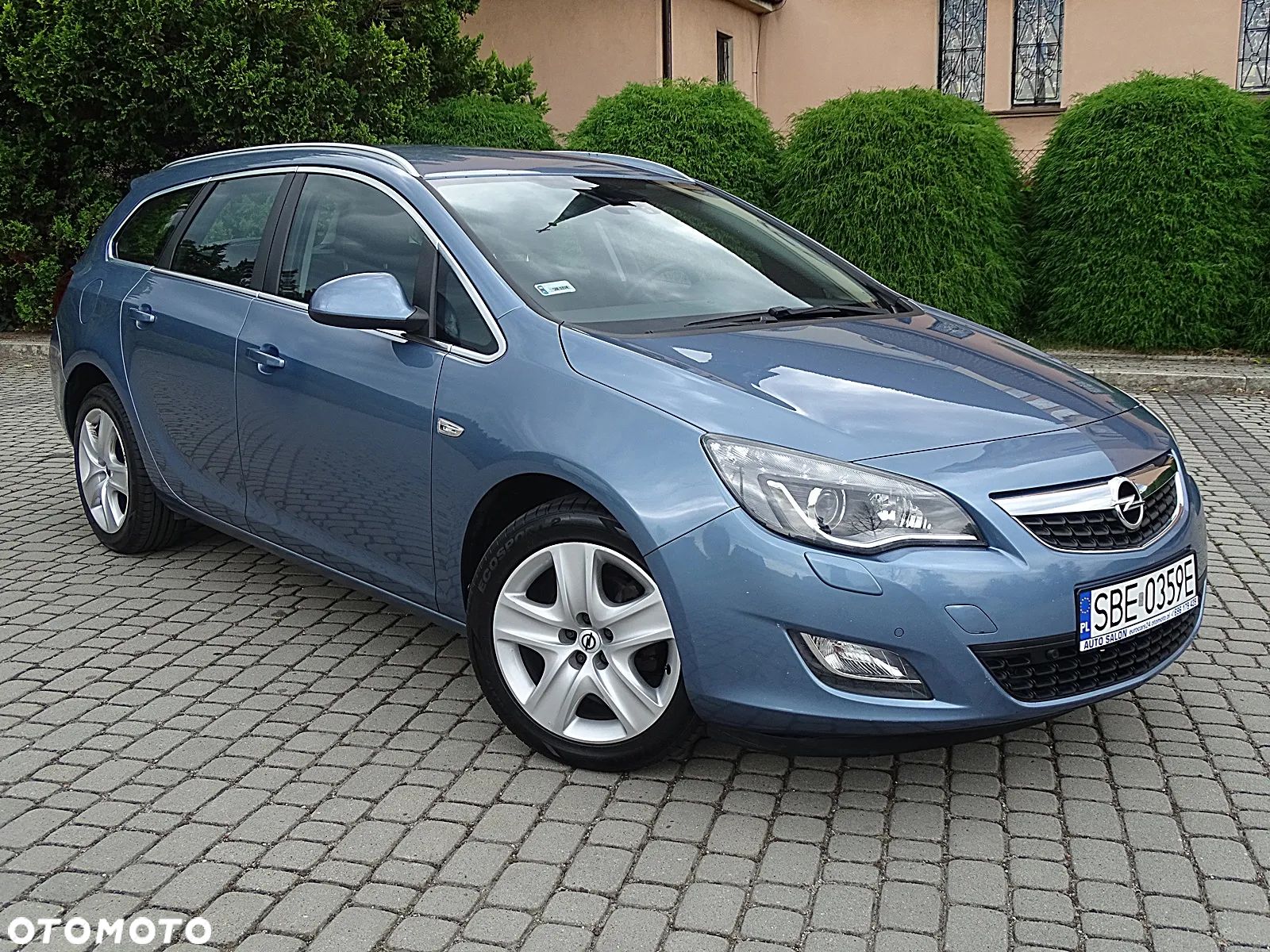 Opel Astra IV 1.4 T Cosmo - 1