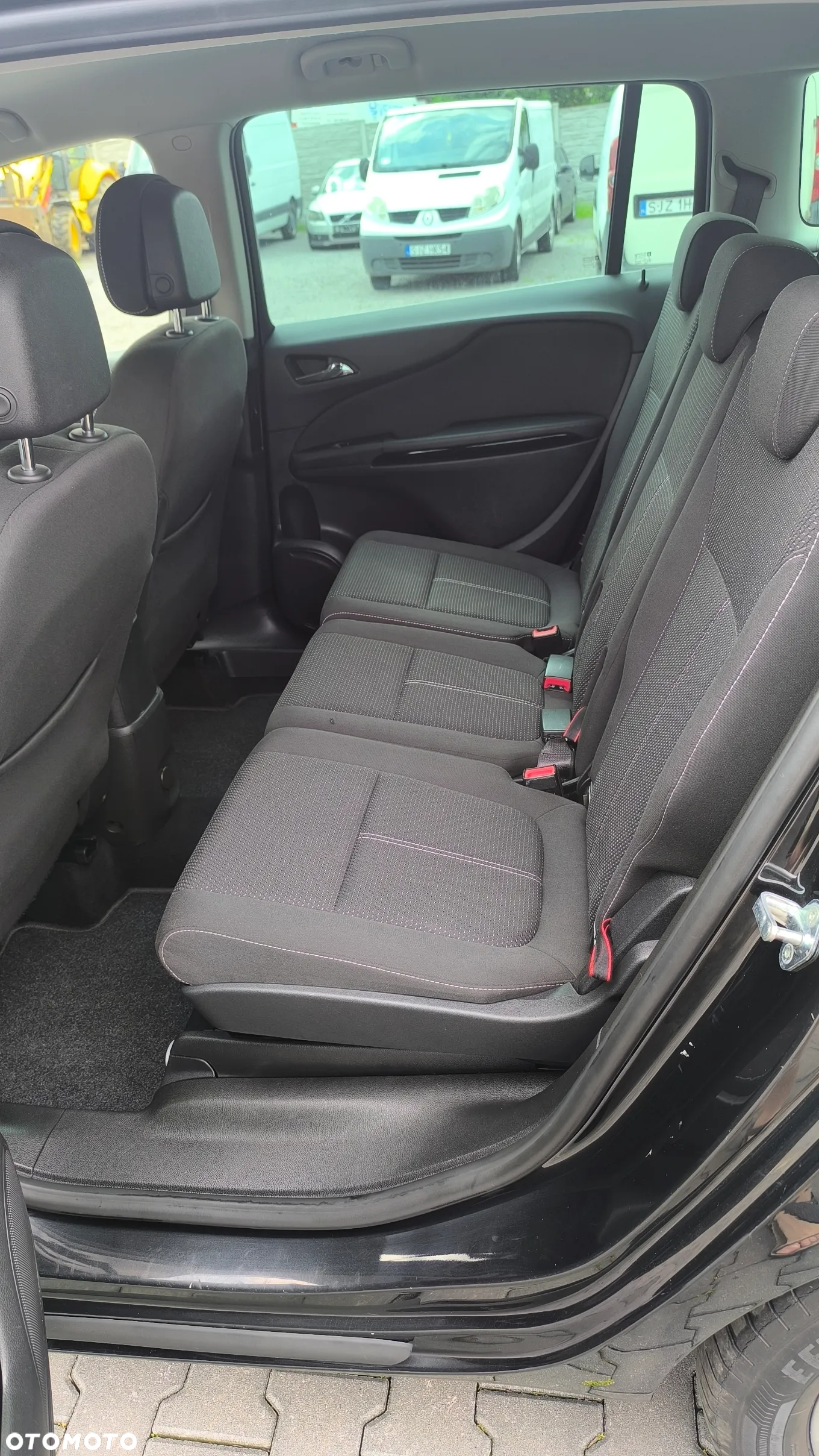 Opel Zafira 1.4 T Cosmo - 24
