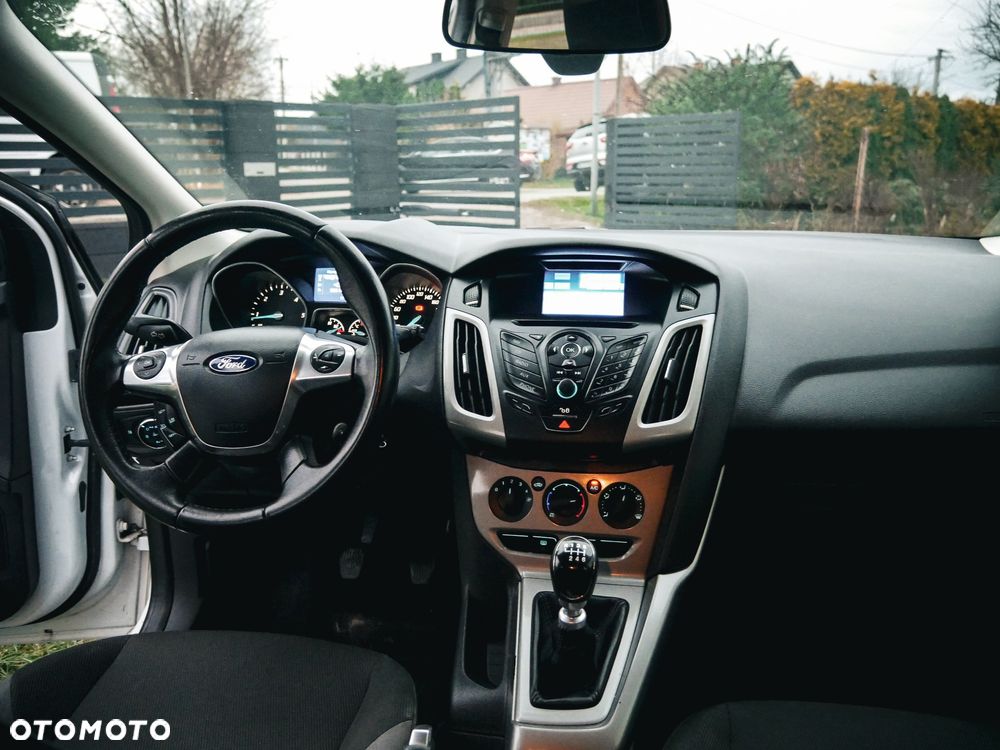 Ford Focus 1.6 TDCi DPF Trend - 16