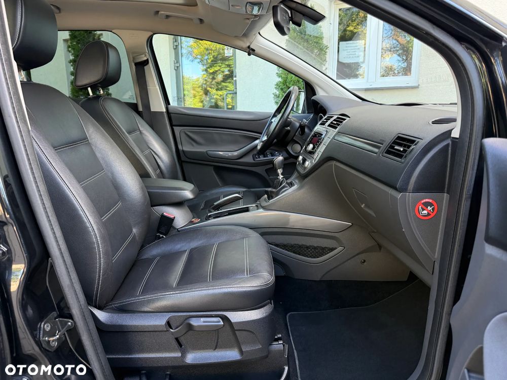 Ford Kuga - 28