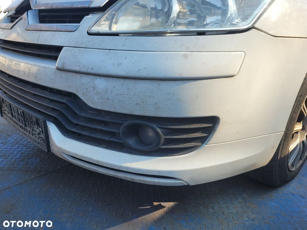 Zderzak przód Citroen C4 2008r. - 2