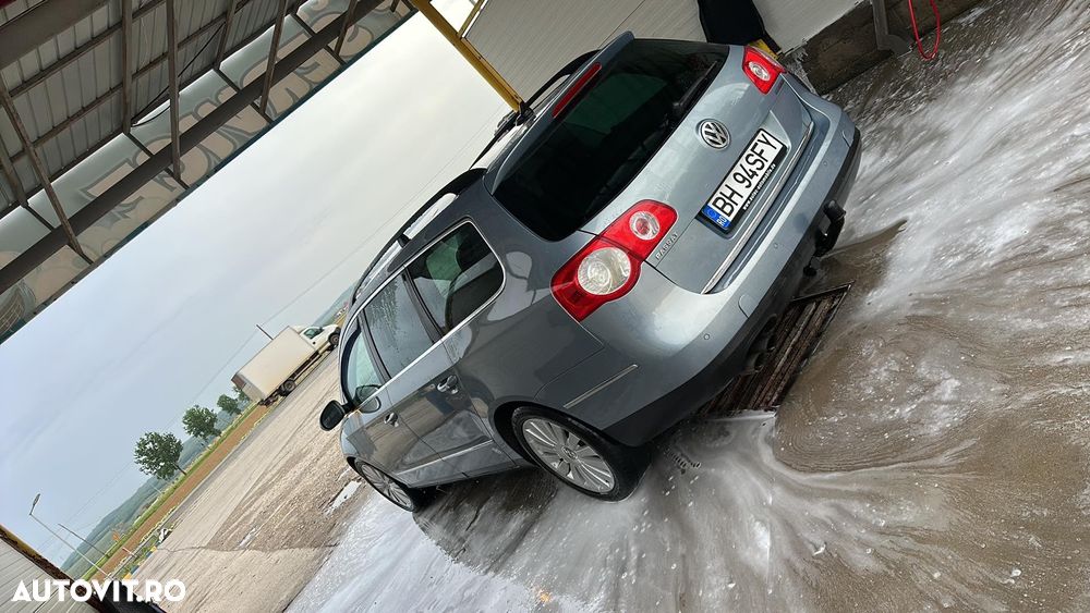 Volkswagen Passat 2.0 TDI Comfortline DPF BlueMotion Technology - 5