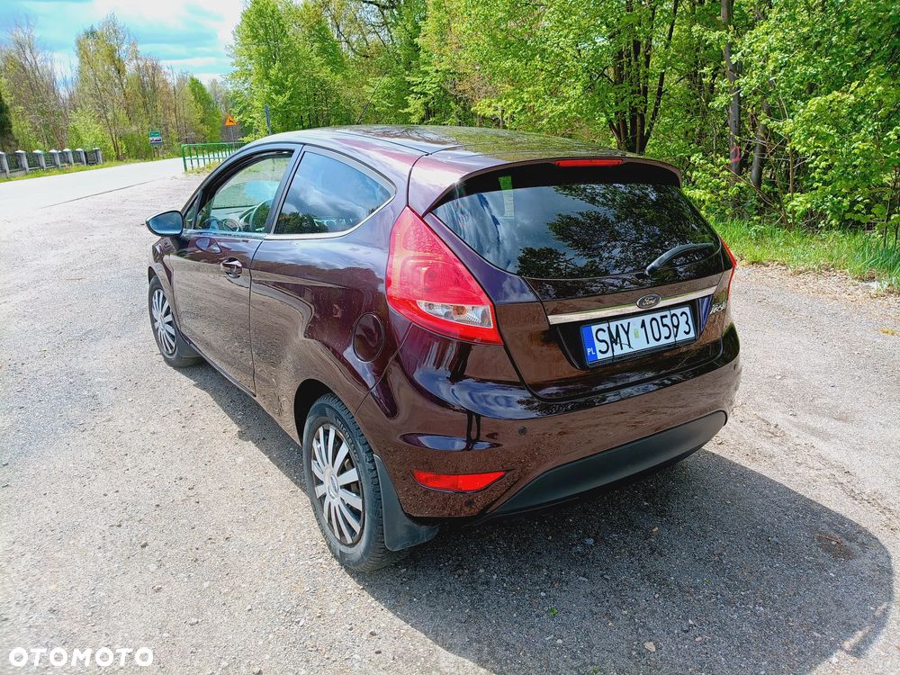 Ford Fiesta 1.25 Titanium - 10