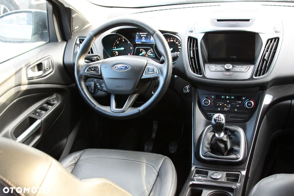 Ford Kuga 2.0 TDCi 4x4 Titanium - 14