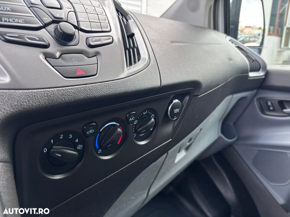 Ford Transit Custom - 28