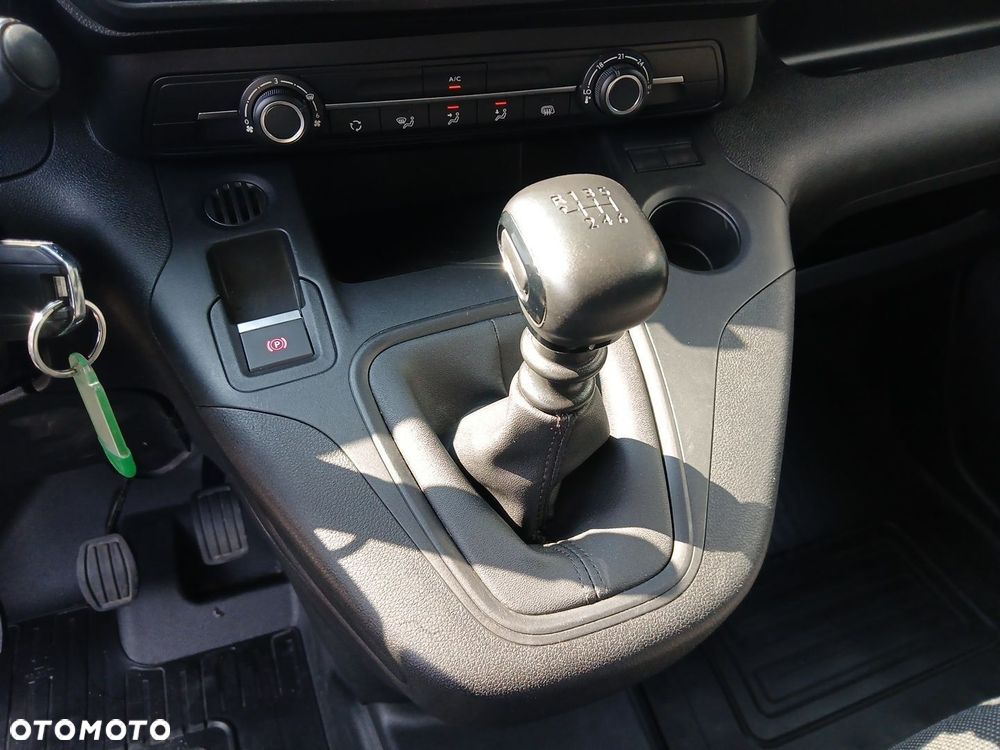 Toyota PROACE CITY - 36