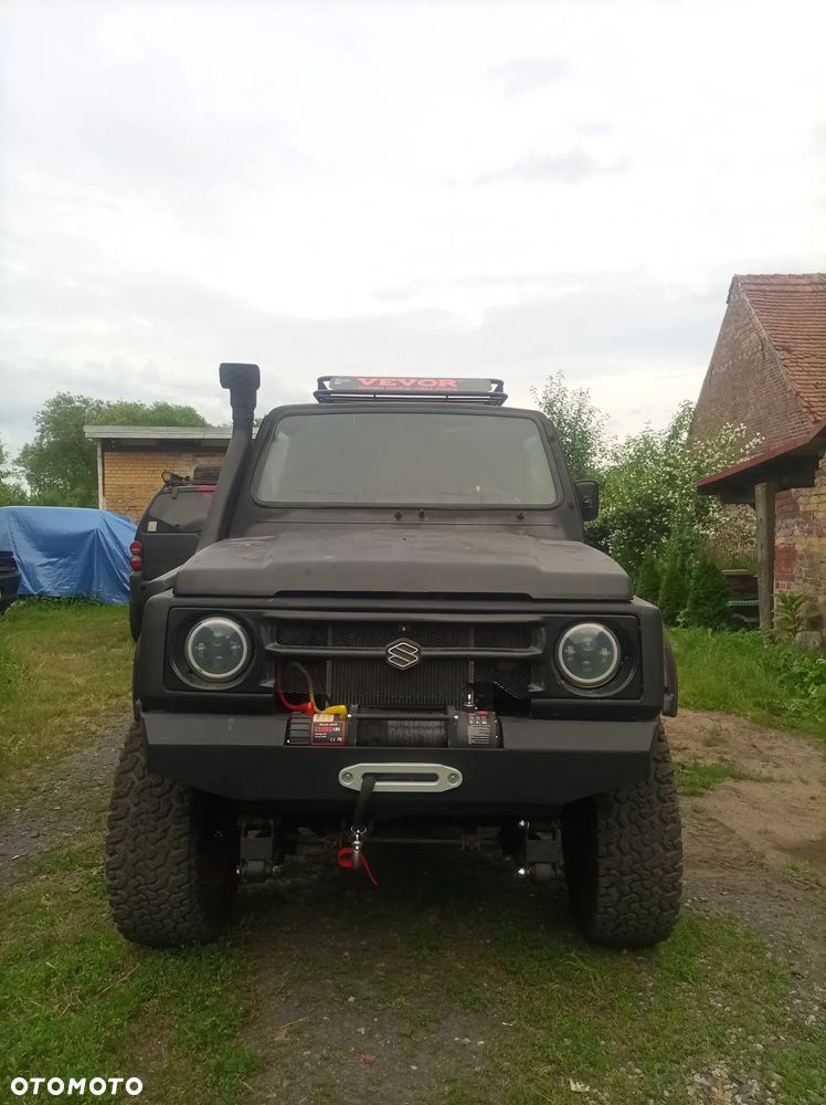 Suzuki Samurai - 1