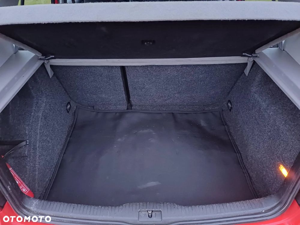 Volkswagen Golf IV 1.4 16V Basis - 9