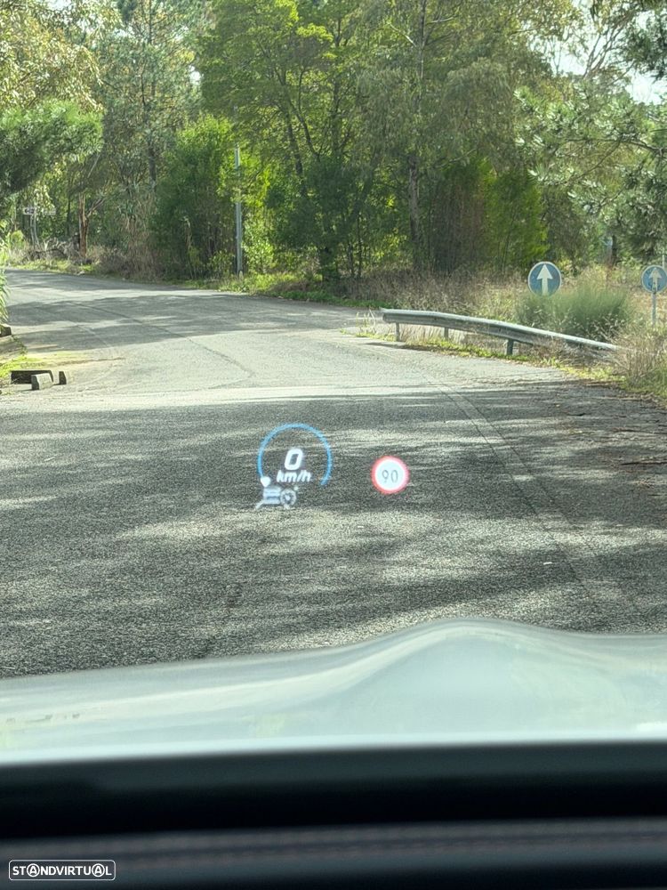 Mercedes-Benz E 200 d AMG Line - 15