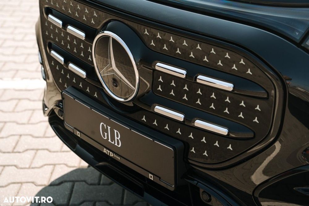 Mercedes-Benz GLB - 11