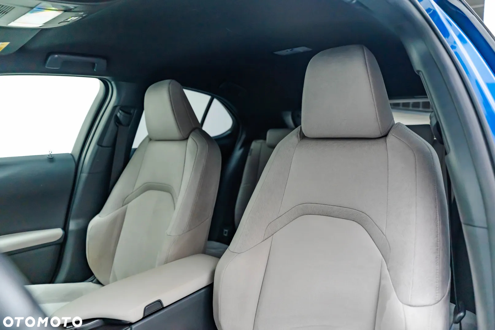 Lexus UX - 11