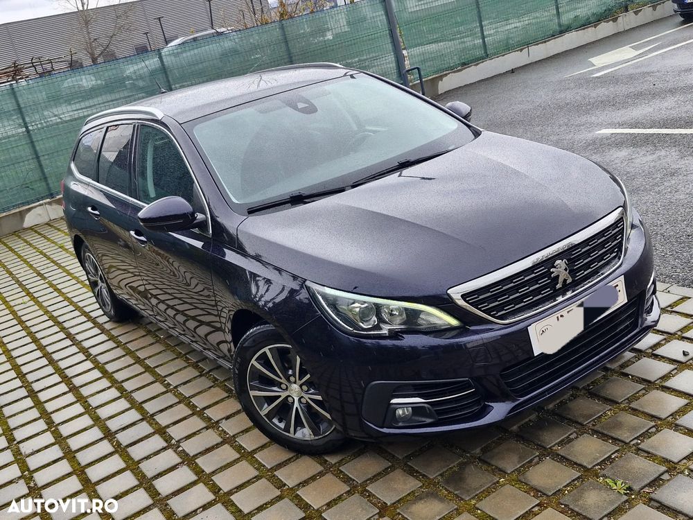 Peugeot 308 1.2 L PureTech Turbo Allure - 2