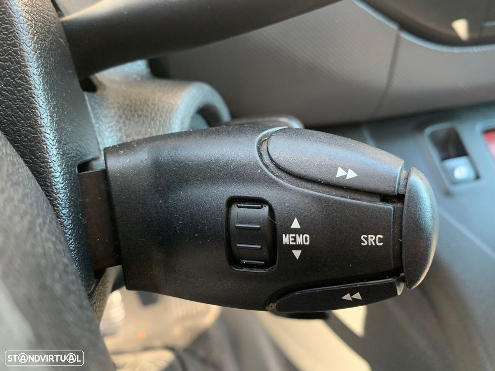 Citroën Berlingo 1.6 e-HDi Exclusive - 31