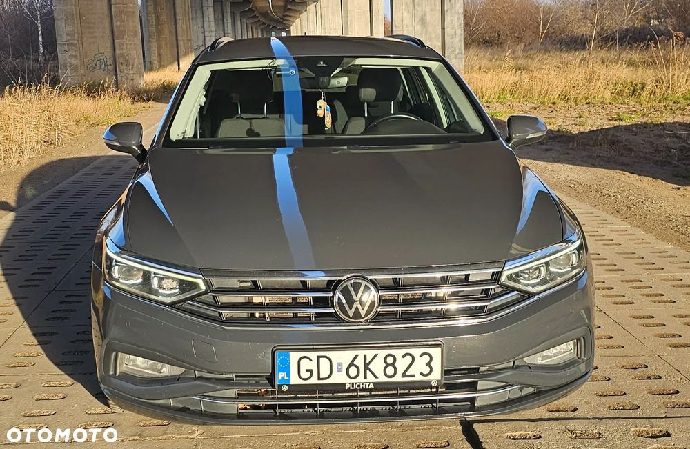 Volkswagen Passat 2.0 TDI EVO Business DSG - 9