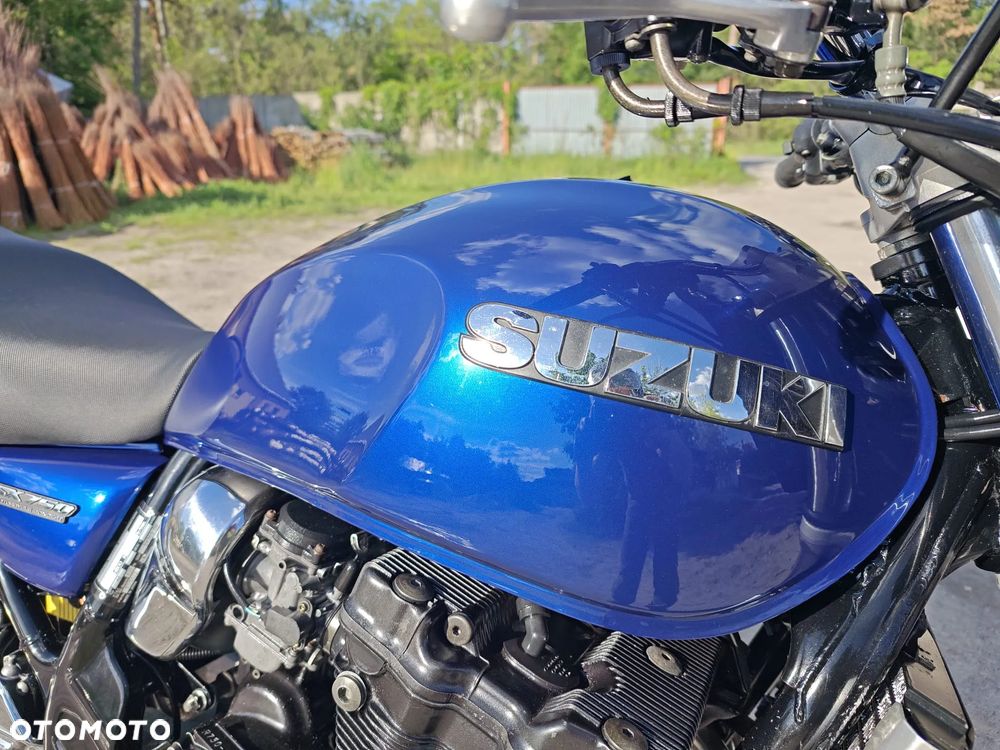 Suzuki GSX - 5