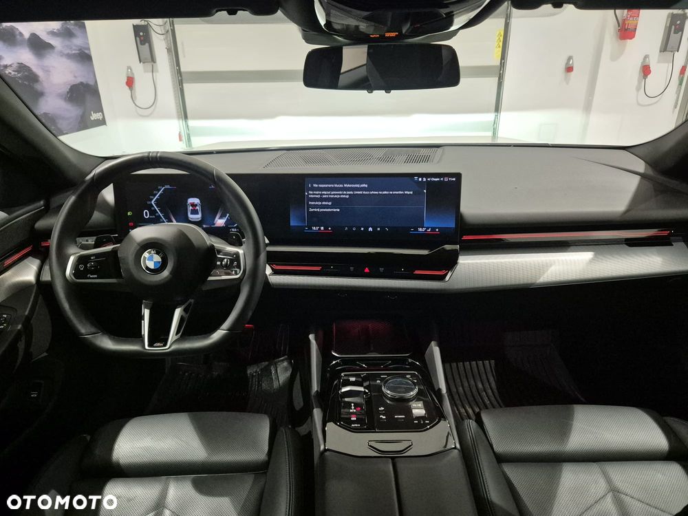 BMW Seria 5 520d xDrive mHEV M Sport - 9