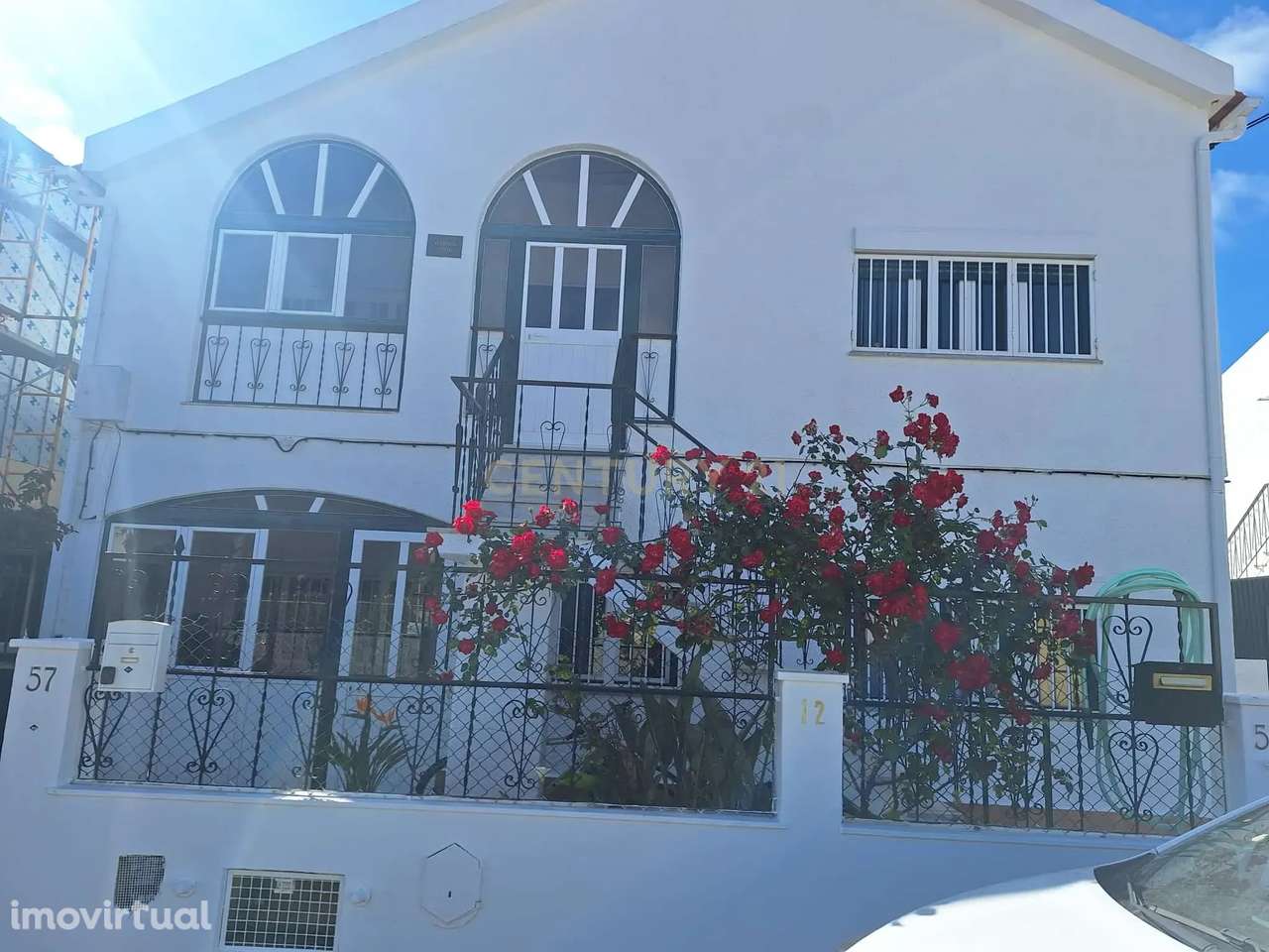 Arrendamento T3 - Andar de Moradia + Sótão - 2.000,00€ - Grande imagem: 2/20