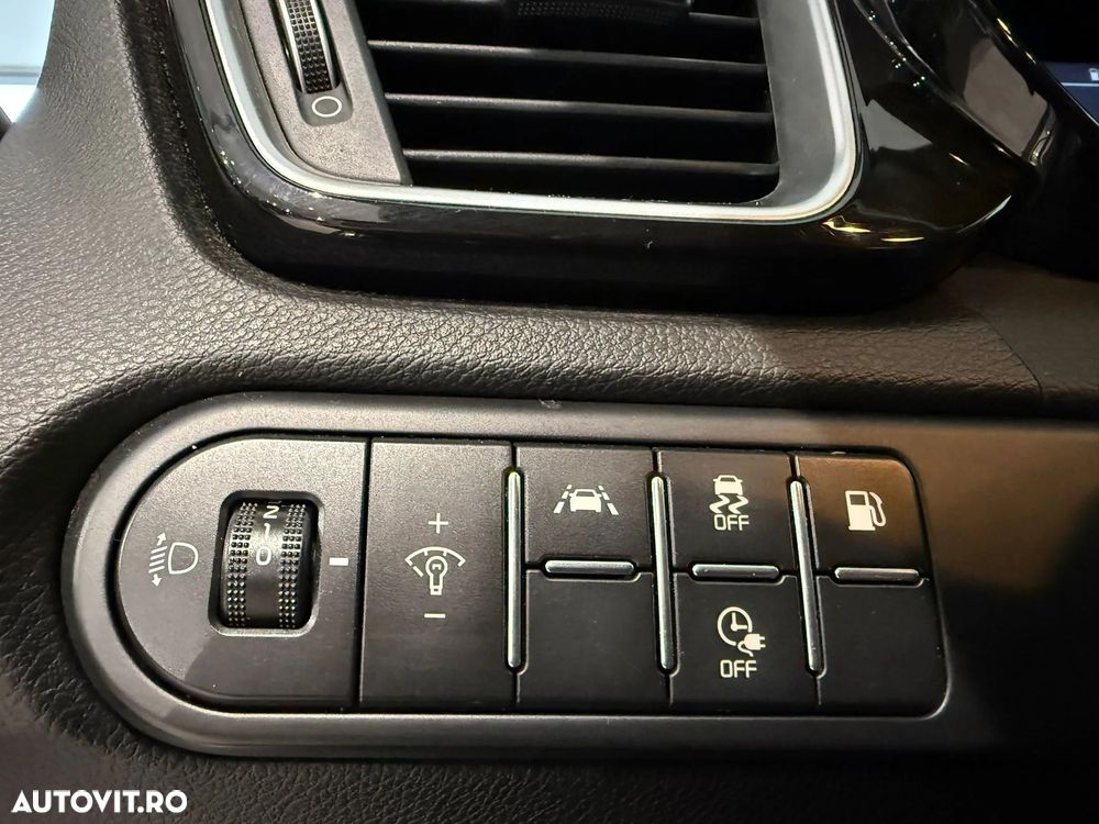 Kia XCeed 1.6 GDI 6DCT PHEV Vision - 10