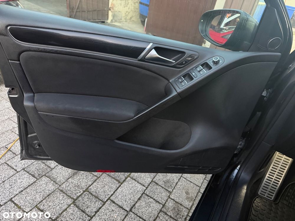 Volkswagen Golf 2.0 TDI GTD DSG - 33
