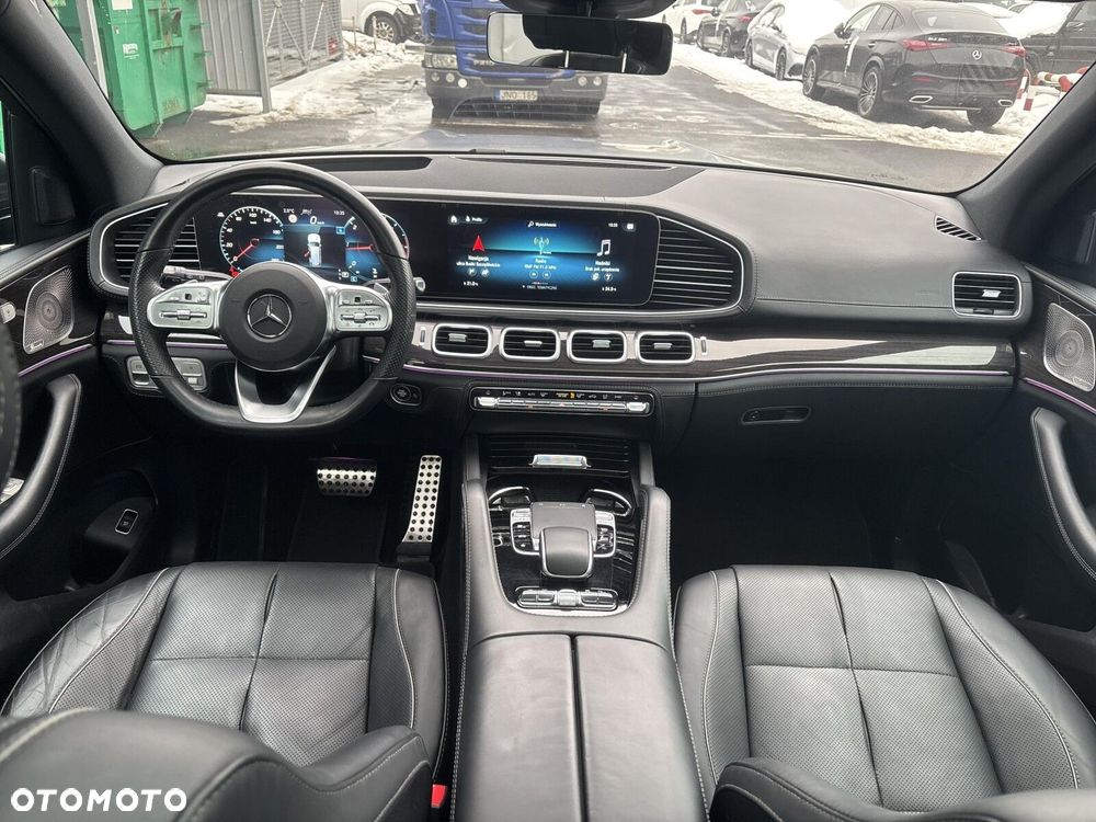 Mercedes-Benz GLS - 14