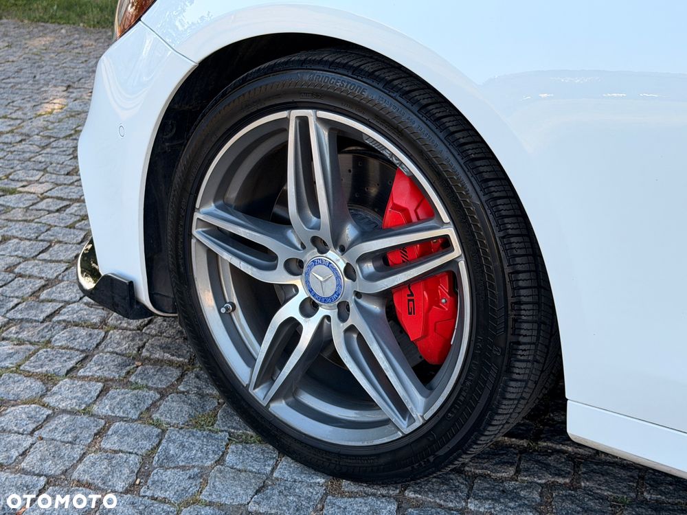 Mercedes-Benz Klasa E 300 9G-TRONIC - 8