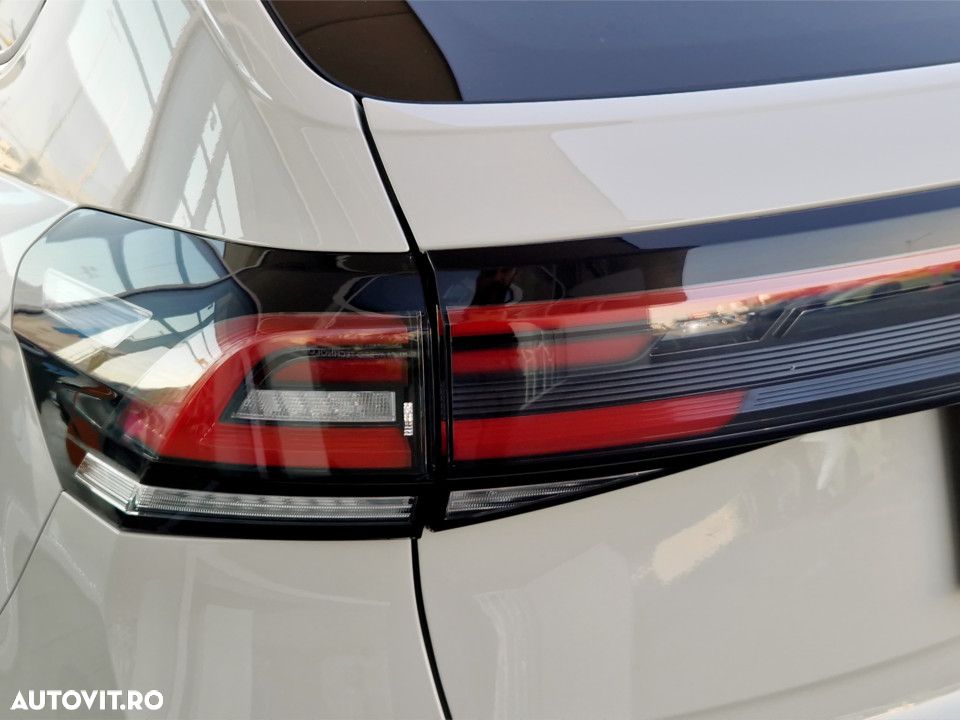 Volkswagen Taigo 1.5 TSI DSG R-Line - 10