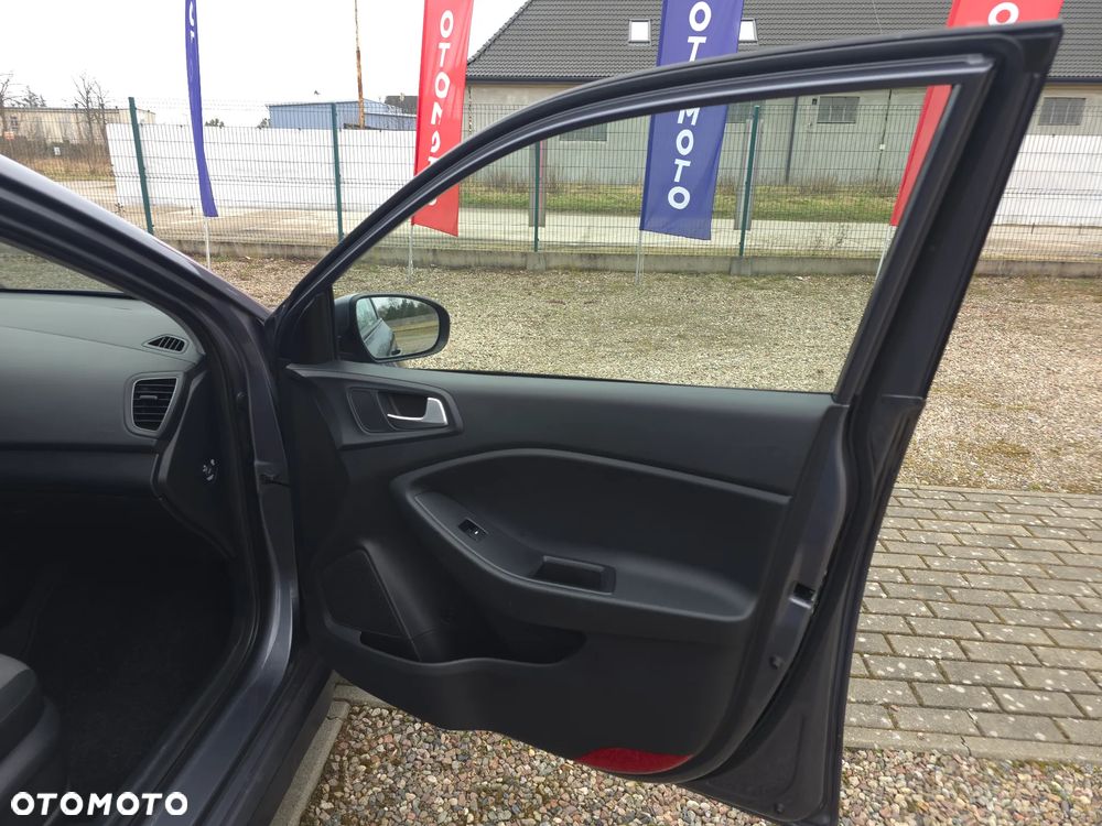 Hyundai i20 blue 1.0 T-GDI Active YES Plus - 14