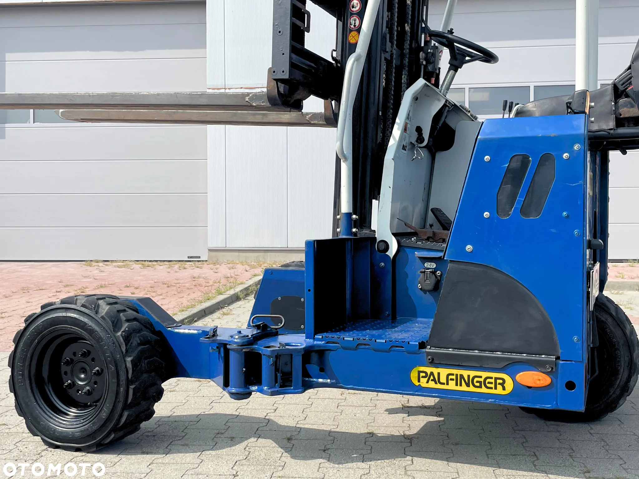Palfinger F3 253 PX / WÓZEK WIDŁOWY / 3M / 2500 kg - 13