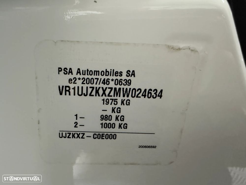 DS DS3 Crossback E-TENSE PERFORMANCE LINE + - 7