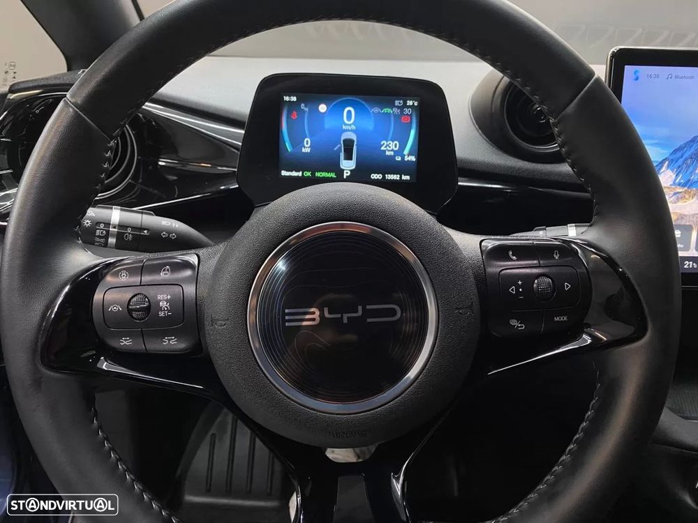 BYD Dolphin 60.4 kWh Design - 19