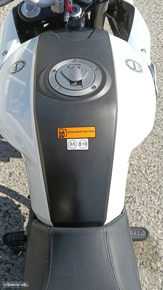 Benelli TRK 251 - 8