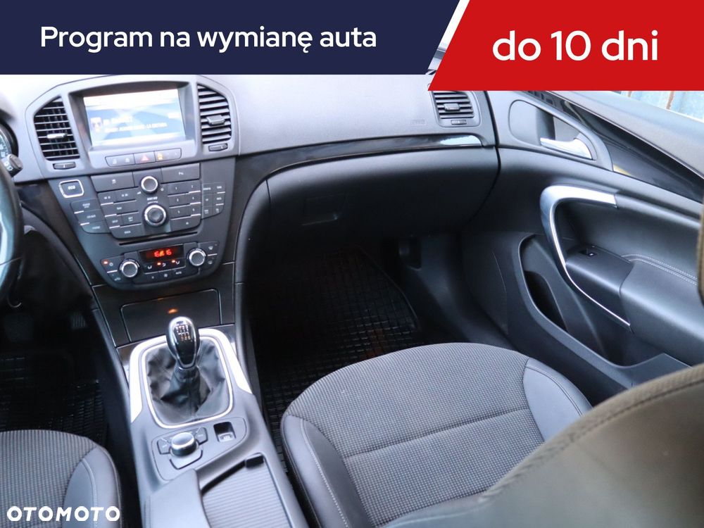 Opel Insignia - 10