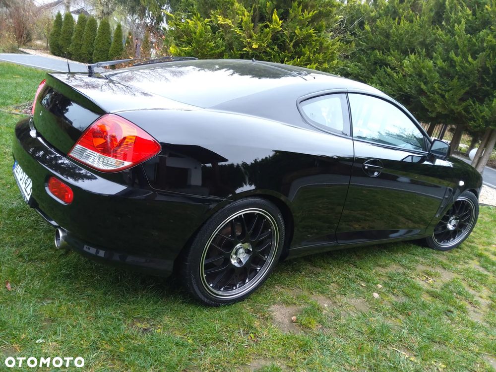 Hyundai Coupe - 3