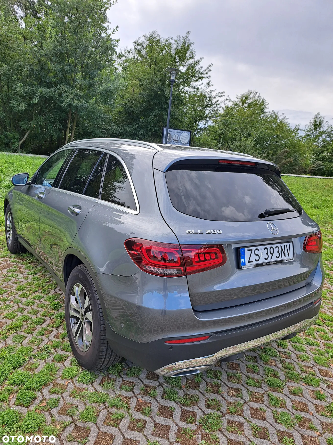 Mercedes-Benz GLC 200 4-Matic - 2