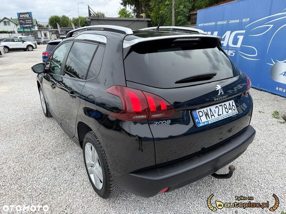 Peugeot 2008 - 8