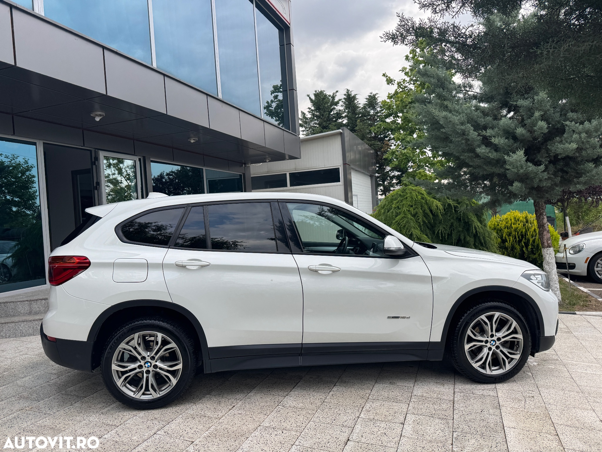BMW X1 sDrive18d Aut. - 16