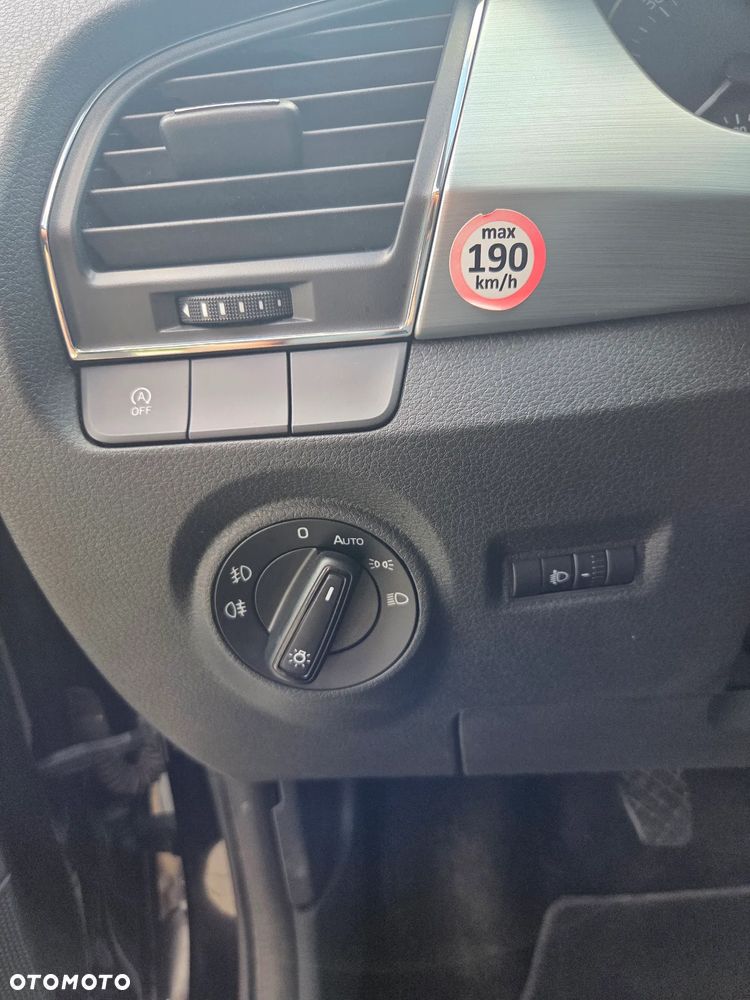 Skoda Fabia 1.0 MPI Joy - 23