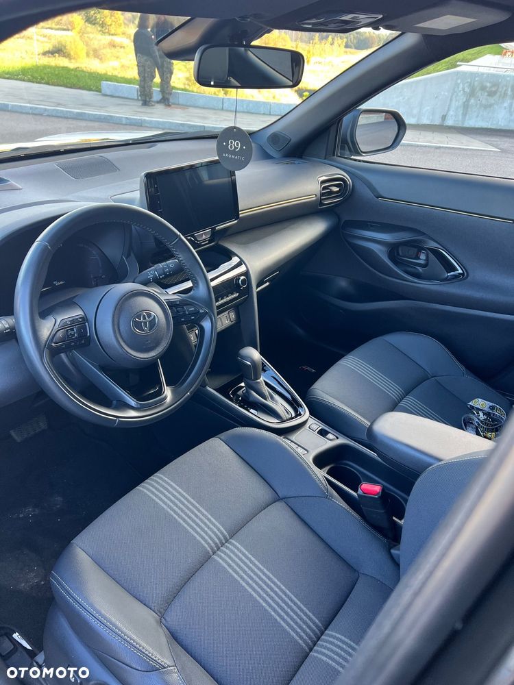 Toyota Yaris - 14
