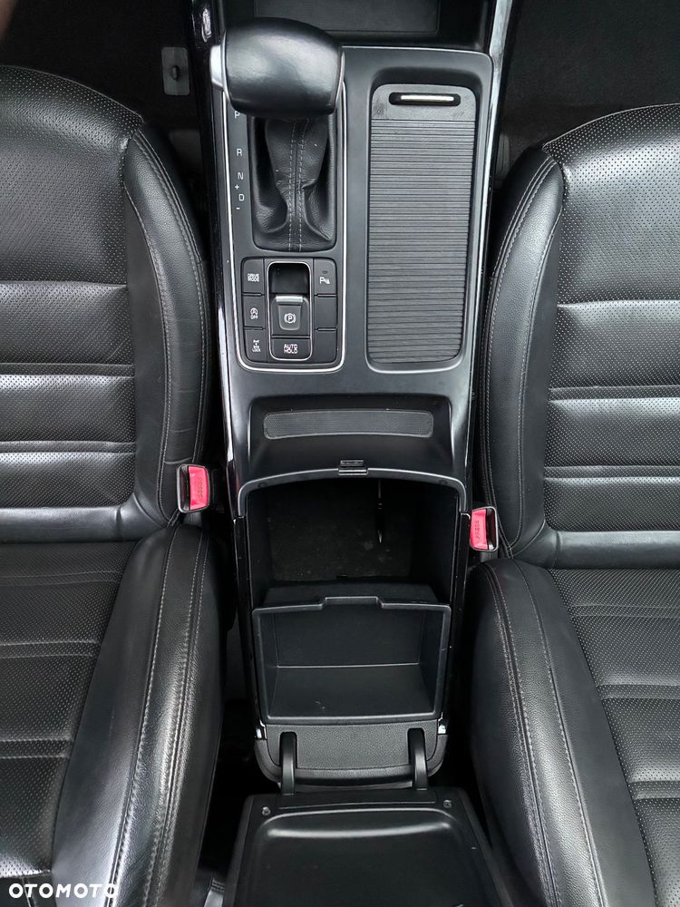 Kia Sorento 2.0 CRDI M - 28
