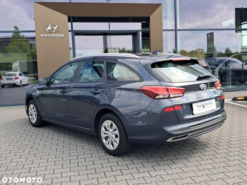Hyundai i30 1.5 DPI Smart - 6
