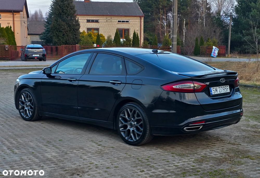 Ford Fusion - 7