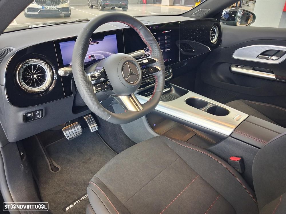 Mercedes-Benz CLA 180 Standard - 11